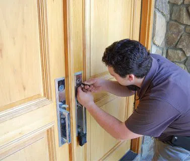 Golden Locksmith Services San Jose, CA 408-513-3118 Golden Locksmith Services San Jose, CA 408-513-3118 - 10-House-Locksmith